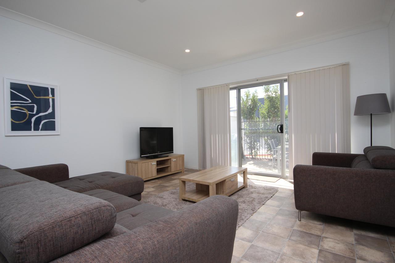 Wallaroo Marina Apartments Екстериор снимка